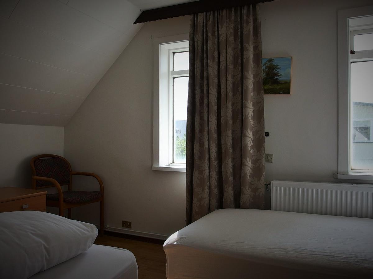 Husavik Hostel ภายนอก รูปภาพ