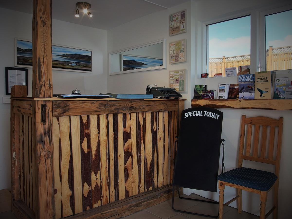 Husavik Hostel ภายนอก รูปภาพ