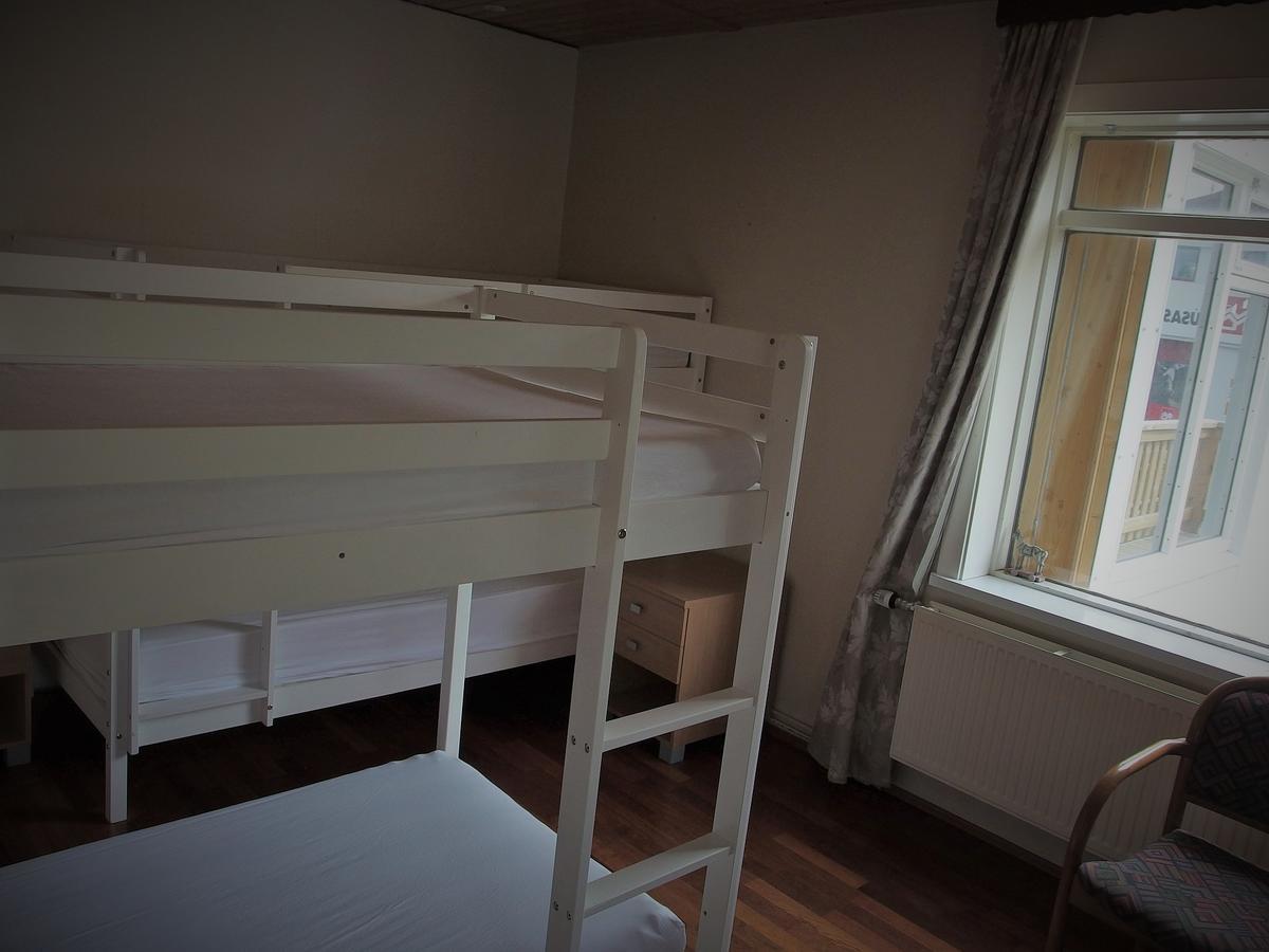 Husavik Hostel ภายนอก รูปภาพ