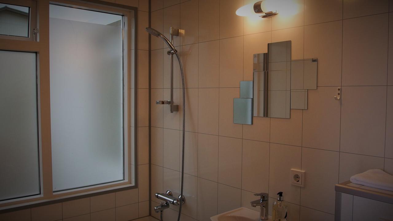 Husavik Hostel ภายนอก รูปภาพ