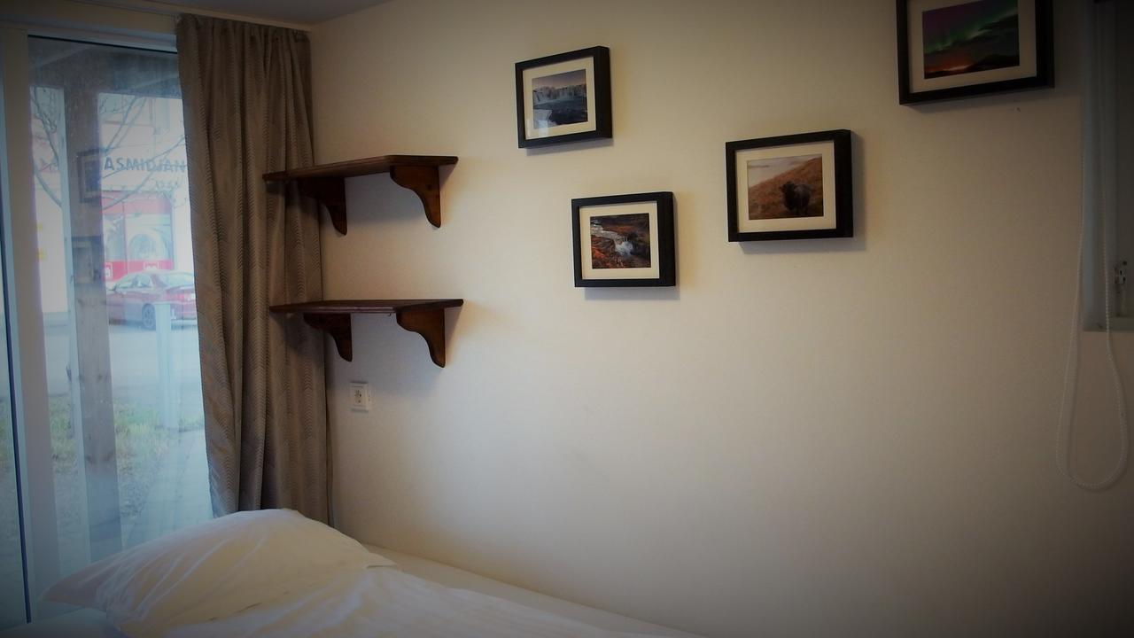Husavik Hostel ภายนอก รูปภาพ